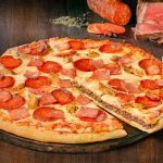 Pizza carnivora